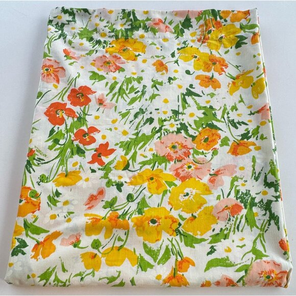 Vintage 70s flat/top sheet, yellow, orange, red flowers, greenery, full size bed - Picture 5 of 9